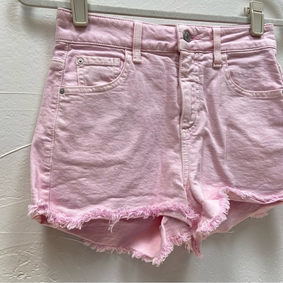 GUESS PASTEL DREAM HIGH RISE PINK RAW FRAYED HEM DENIM JEAN MOM SHORTS - Picture 2 of 14
